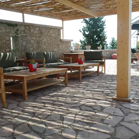Kolonialvilla Am Alten Olivenhain Mit Swimmingpool Casa vacanze *