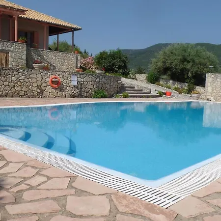 Kolonialvilla Am Alten Olivenhain Mit Swimmingpool Casa vacanze *